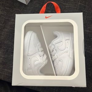 Baby Nike air forces size 1c